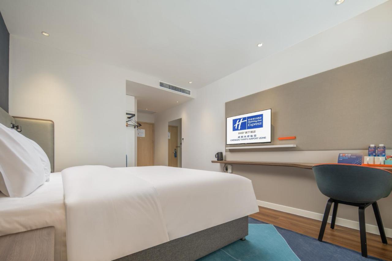 Jianyang  Holiday Inn Express Chengdu Tianfu Airport Zone By Ihg מראה חיצוני תמונה